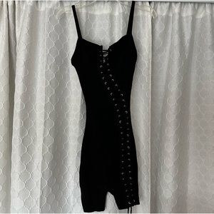 Pretty Kit USA Lace up bodysuit